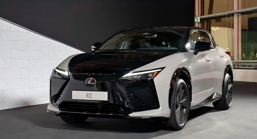 Lexus는 재 설계된 스티어링 휠과 조향 시스템을 갖춘 새로운 RZ의 공식 이미지를 공개합니다.